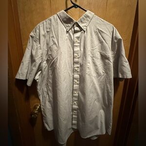 Croft & Barrow Light Gray Casual Button Down Shirt